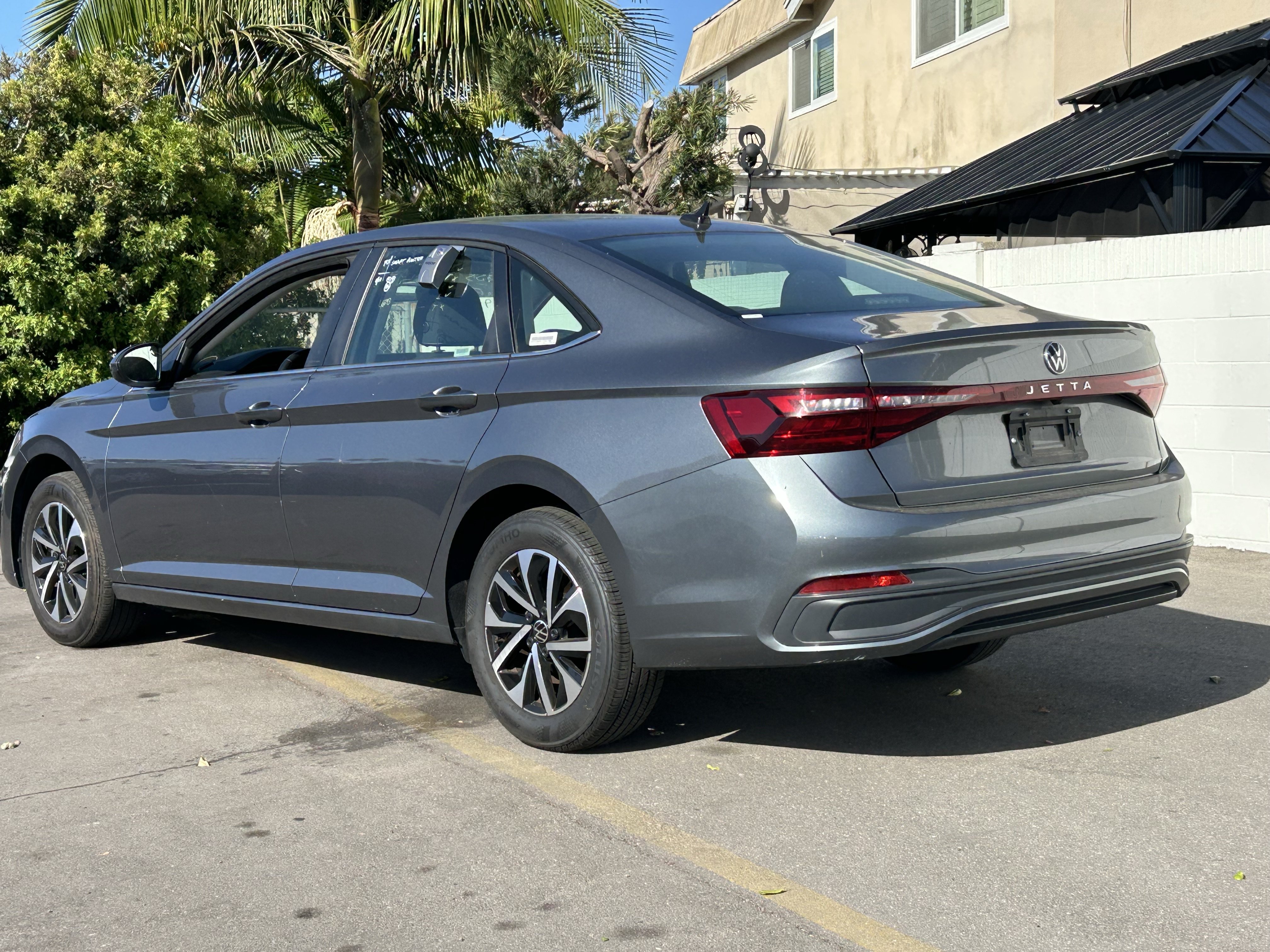 Used 2025 Volkswagen Jetta S FWD image 3