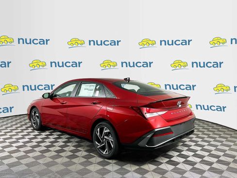 Certified 2025 Hyundai Elantra Sport FWD image 4
