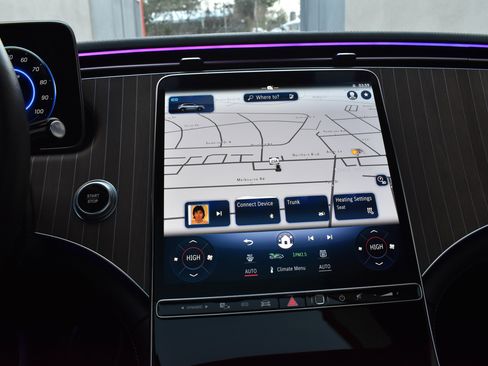 Used 2023 Mercedes-Benz EQE 500 4MATIC SUV image 35