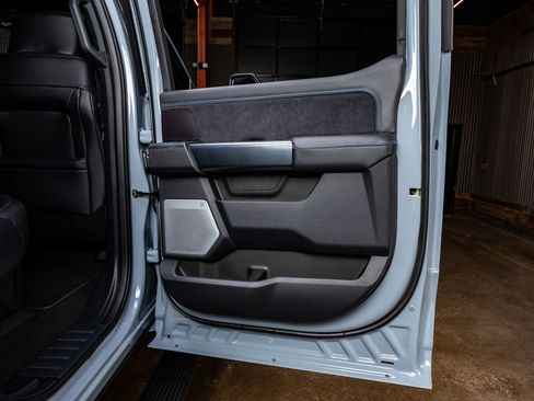 Used 2026 Ford F250 Platinum image 39