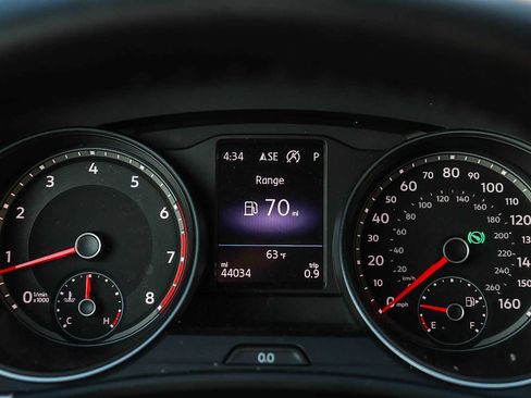 Used 2021 Volkswagen Atlas SE w/ Towing Package image 24