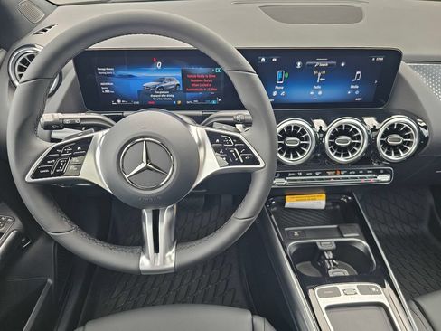 New 2026 Mercedes-Benz GLA 250 image 18