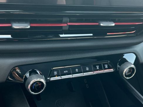 Used 2025 Chevrolet Silverado EV RST image 18