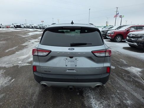 Used 2022 Ford Escape Titanium w/ Class II Trailer Tow Package image 6