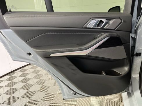 Used 2024 BMW X5 xDrive40i w/ M Sport Package image 21