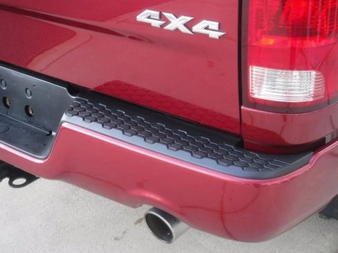 Used 2014 RAM 1500 Express image 11