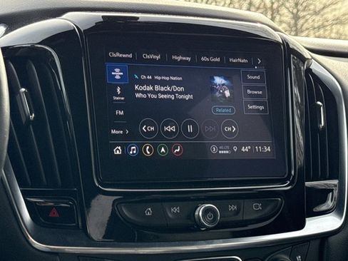 Used 2022 Chevrolet Traverse Premier image 27