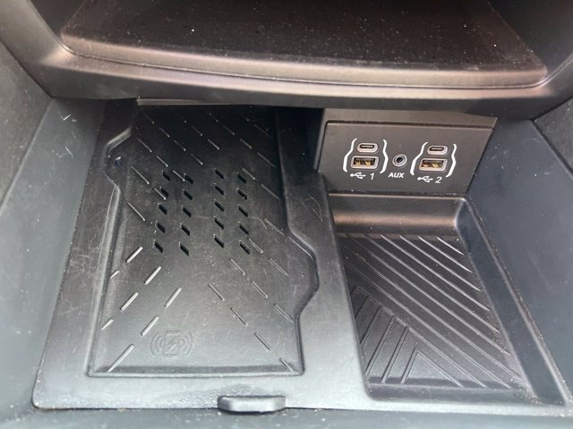 Used 2025 Chrysler Pacifica Limited FWD image 22