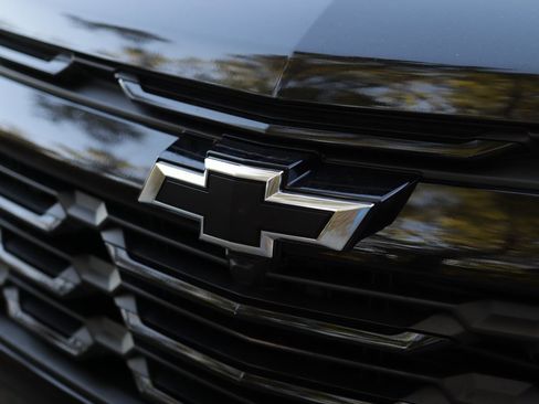 New 2026 Chevrolet Equinox LT w/ Convenience Package II image 35