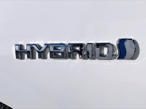 Used 2013 Toyota Prius C Two image 8