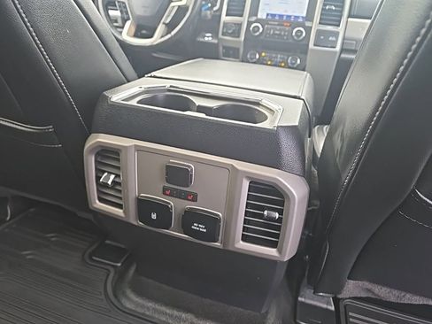 Used 2020 Ford F350 Lariat AWD/4WD image 14