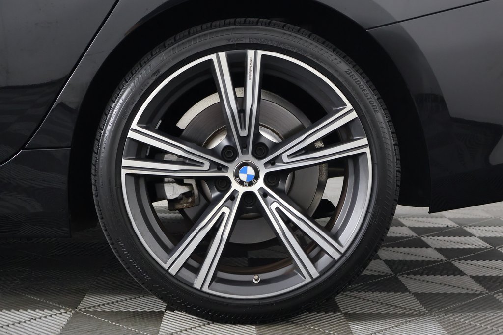 Used 2023 BMW 330i Sedan w/ Driving Assistance Package RWD image 16