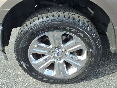 Certified 2018 Ford F150 XLT w/ Equipment Group 301A Mid AWD/4WD image 10