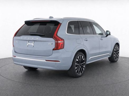 Certified 2026 Volvo XC90 B6 Ultra AWD/4WD image 4