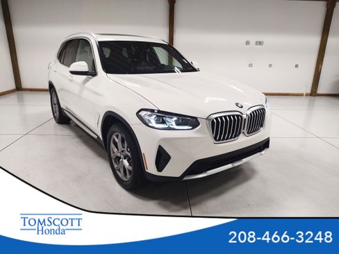 Used 2023 BMW X3 xDrive30i w/ Premium Package AWD/4WD image 1