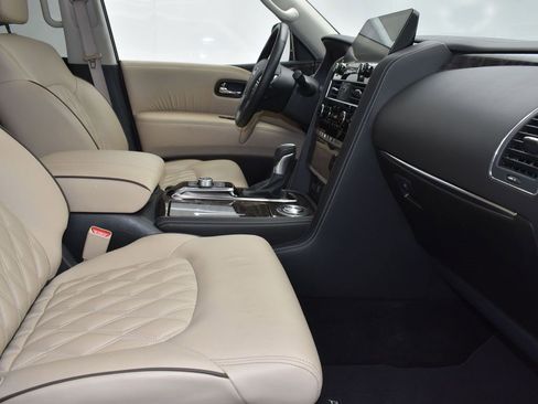 Used 2024 Nissan Armada Platinum w/ Captain's Chairs Package image 27