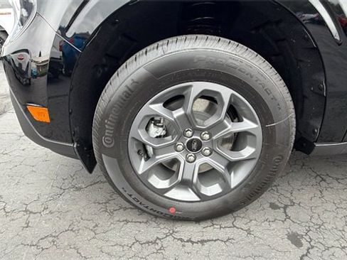 New 2025 Ford Maverick XLT image 10