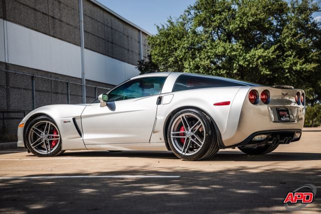 Used 2007 Chevrolet Corvette Z06 w/ Preferred Equipment Group RWD image 3