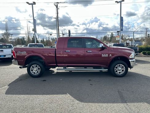 Used 2017 RAM 2500 Laramie w/ Convenience Group image 8
