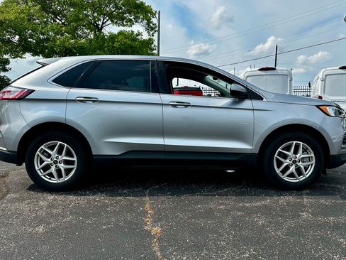 Used 2024 Ford Edge SEL AWD/4WD image 3