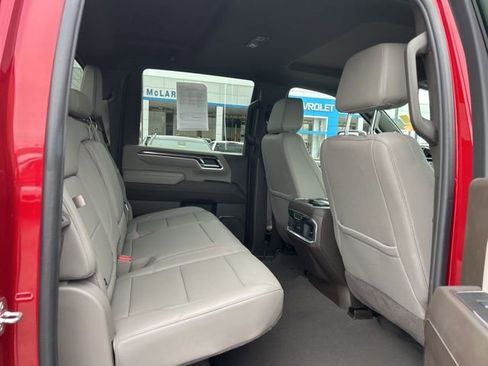 Used 2024 Chevrolet Silverado 2500 LTZ w/ LTZ Convenience Package image 33