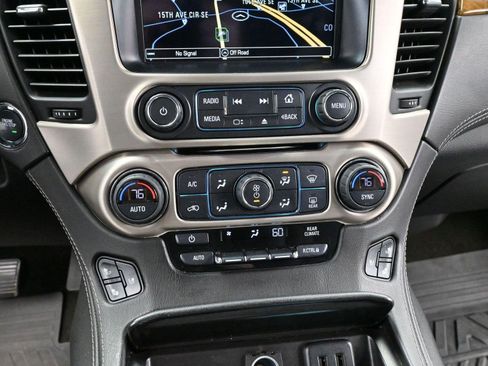 Used 2017 GMC Yukon Denali w/ Open Road Package AWD/4WD image 28