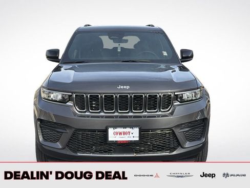 New 2026 Jeep Grand Cherokee Laredo AWD/4WD image 8