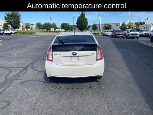 Used 2013 Toyota Prius Two FWD image 3