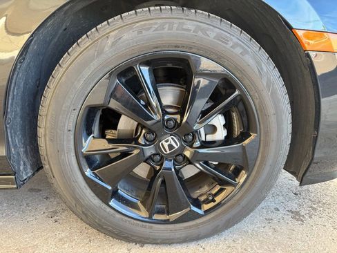 Used 2023 Honda Odyssey Sport image 7