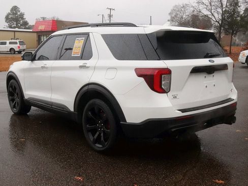 Used 2020 Ford Explorer ST w/ ST Street Pack image 5