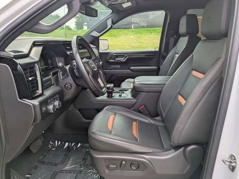 Used 2024 GMC Sierra 1500 AT4 w/ AT4 Premium Package AWD/4WD image 20