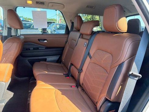 Certified 2024 Nissan Pathfinder Platinum w/ Cargo Package image 24