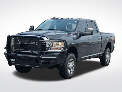 Used 2024 RAM 2500 Tradesman w/ Towing Technology Group AWD/4WD image 2