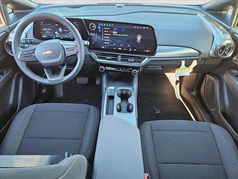 New 2026 Chevrolet Equinox EV LT image 13