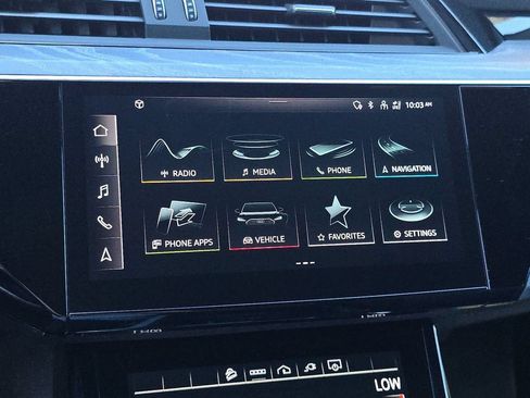 Used 2023 Audi e-tron Premium w/ Convenience Plus Package AWD/4WD image 27