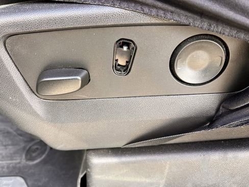 Used 2024 GMC Sierra 1500 Elevation w/ Elevation Premium Package image 30