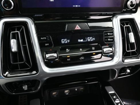 Used 2023 Kia Sorento SX Prestige AWD/4WD image 27