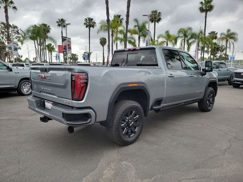 Used 2024 GMC Sierra 2500 AT4 w/ AT4 Premium Plus Package image 8