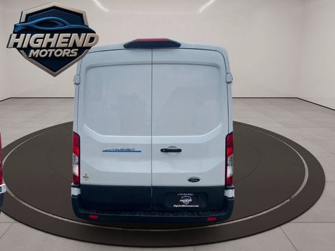 Used 2023 Ford E-Transit Medium Roof RWD image 4
