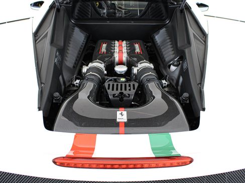 Used 2015 Ferrari 458 Speciale Coupe RWD image 55