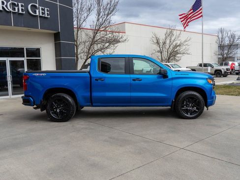 Used 2023 Chevrolet Silverado 1500 Custom w/ LPO, Dark Essentials Package image 8