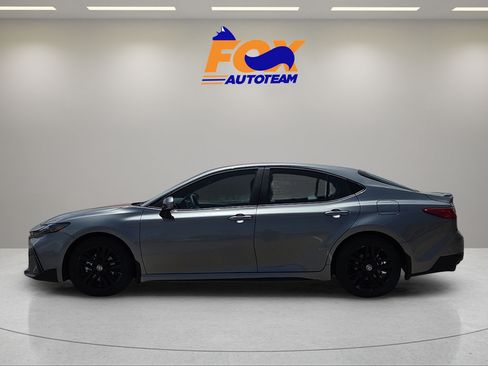 New 2026 Toyota Camry SE FWD image 2