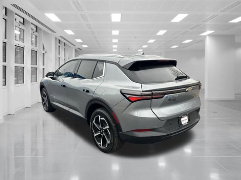 New 2026 Chevrolet Equinox EV LT image 7