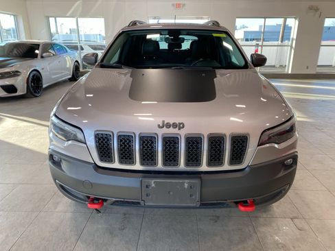 Used 2020 Jeep Cherokee Trailhawk w/ Comfort & Convenience Group image 8