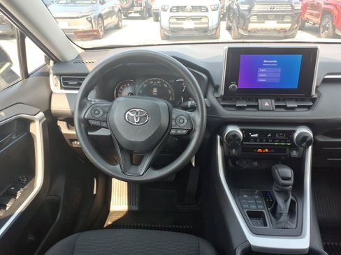 Certified 2023 Toyota RAV4 LE AWD/4WD image 9