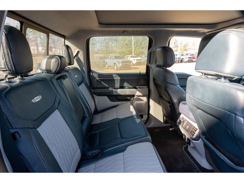 Used 2022 Ford F150 Limited image 14