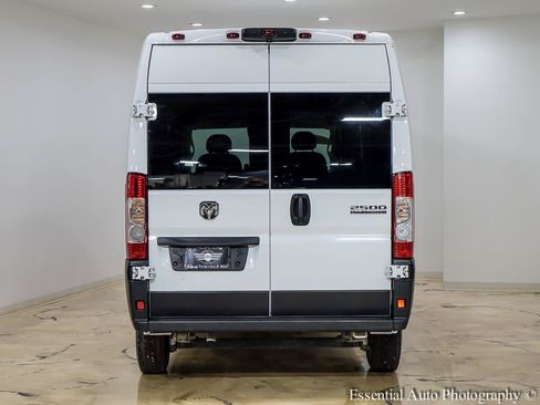 Used 2023 RAM ProMaster 2500 FWD image 5