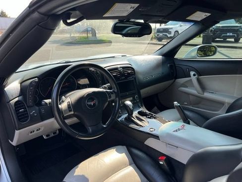 Used 2010 Chevrolet Corvette Grand Sport w/ Preferred Equipment Group RWD image 14