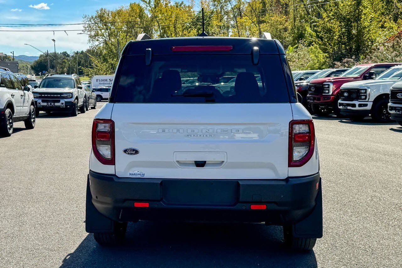 Used 2023 Ford Bronco Sport Outer Banks w/ Tech Package AWD/4WD image 4