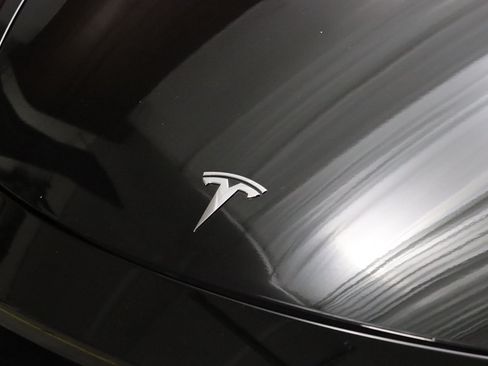 Used 2022 Tesla Model Y Long Range AWD/4WD image 62